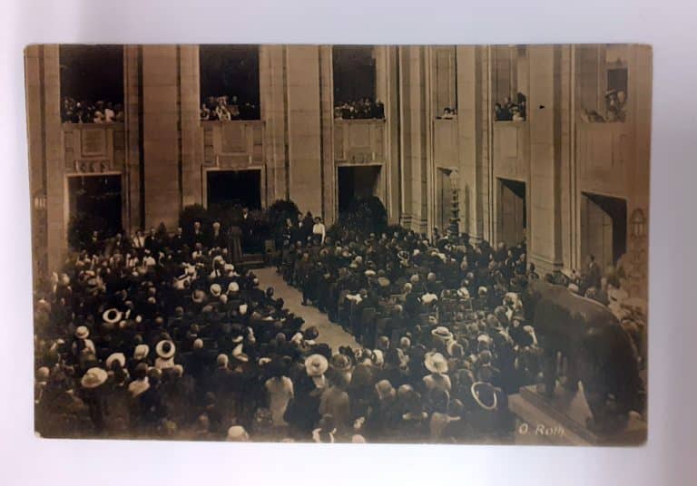 Postkarte einer Jugendweihe der Berliner Freireligiösen Gemeinde (Archivbild)