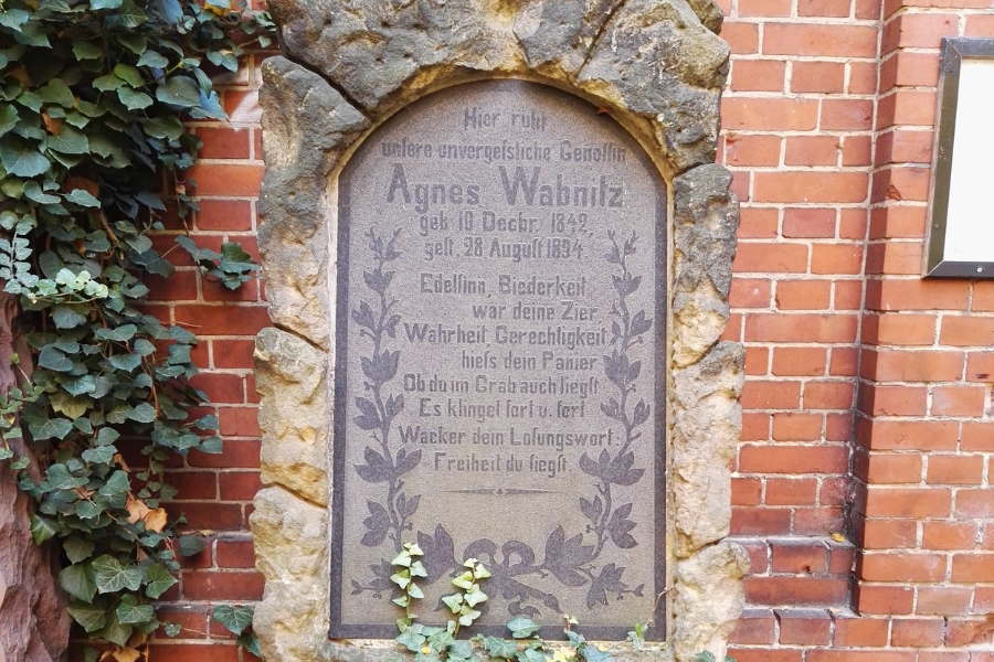 Grab von Agnes Wabnitz