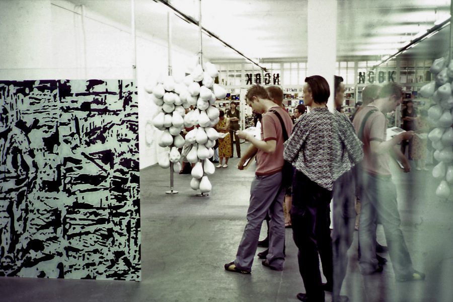 Ausstellung des Schweizer Künstlers Anselm Stadler in der nGbK, 2001