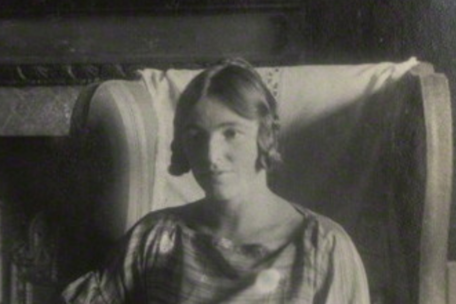 Dora Russell